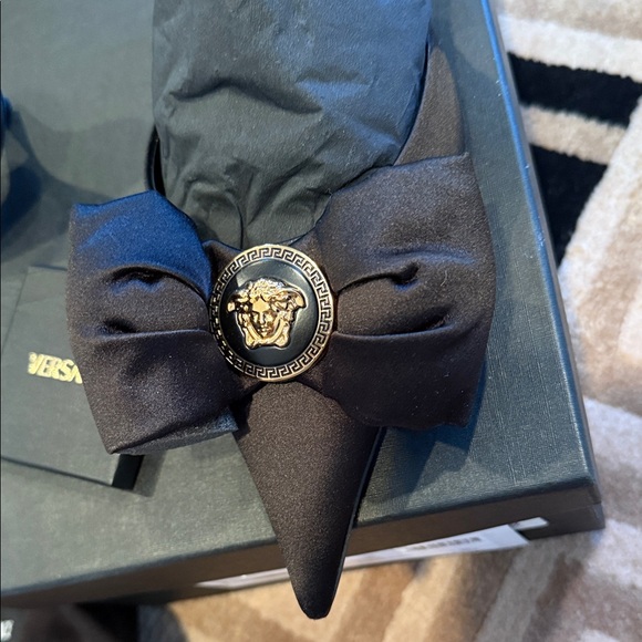 Versace
Alia 45mm slingback pumps - Picture 7 of 13